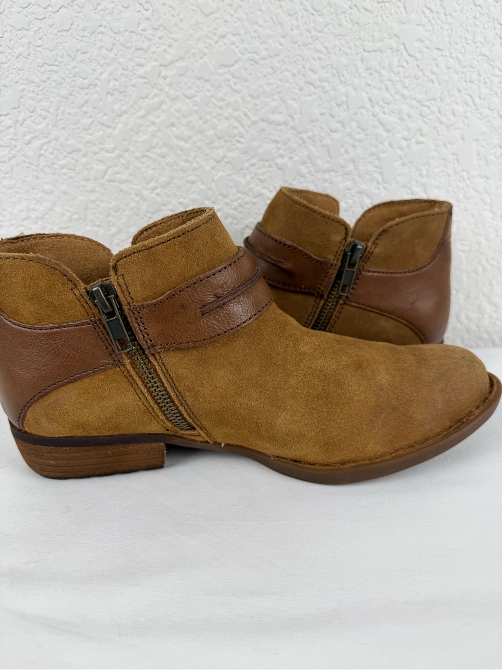 Born | Kati Ankle Booties | Tan Brown Leather & Suede | Women's 7.5 - Picture 10 of 11